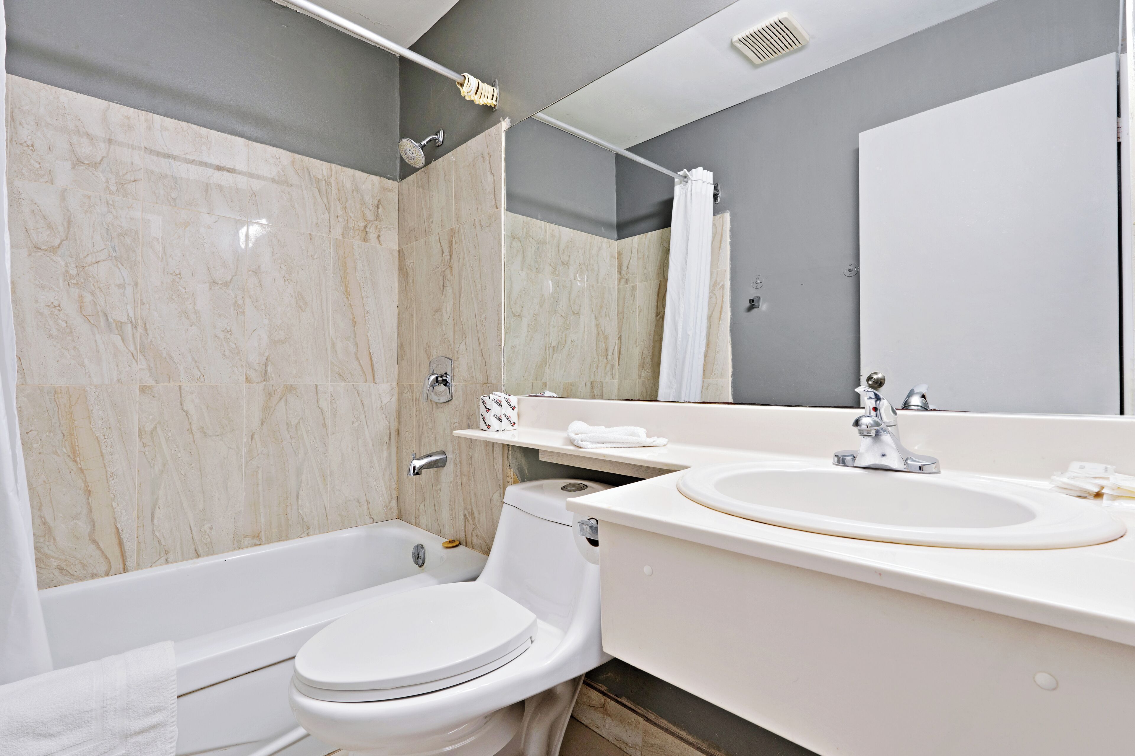 Foto - Niagara Lodge & Suites