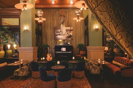 Soho Grand Hotel - Image 8