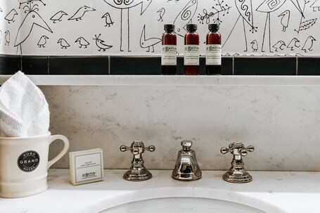 Soho Grand Hotel - Image 33