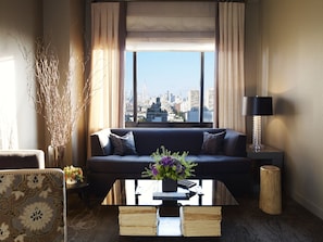 Deluxe Suite, 1 Bedroom | Egyptian cotton sheets, premium bedding, minibar, in-room safe