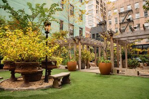 Pet-friendly amenities