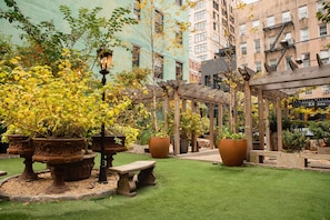 Pet-friendly amenities