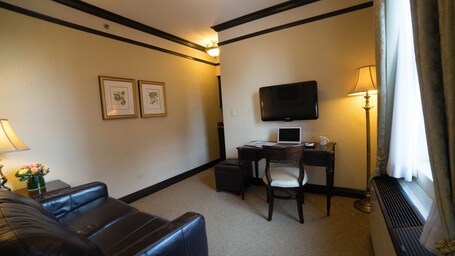 The Lucerne Hotel - Image 26