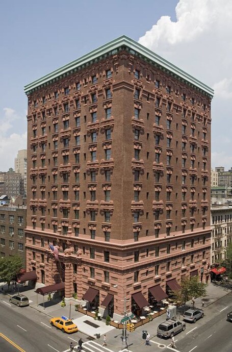 The Lucerne Hotel - Image 7
