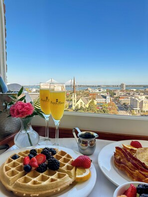 In-room dining - The Francis Marion Hotel (Charleston)