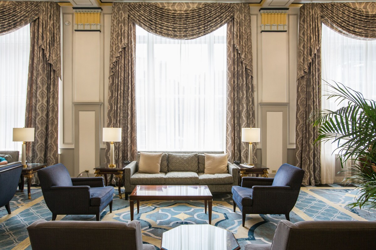 The Francis Marion Hotel Charleston lobby sitting area
