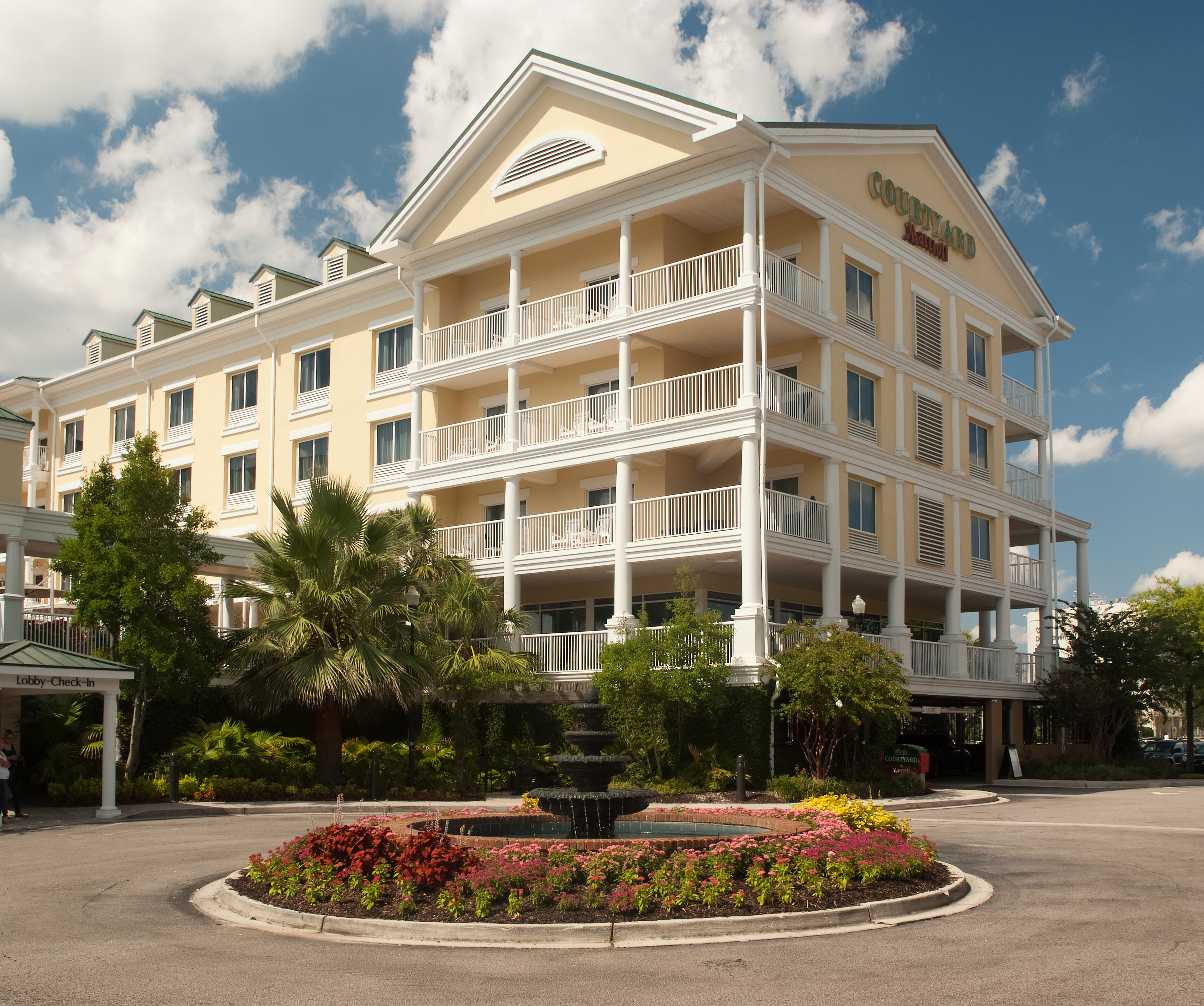 Foto - Courtyard Charleston Waterfront