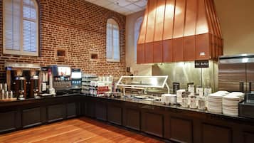 Dagelijks ontbijtbuffet inbegrepen