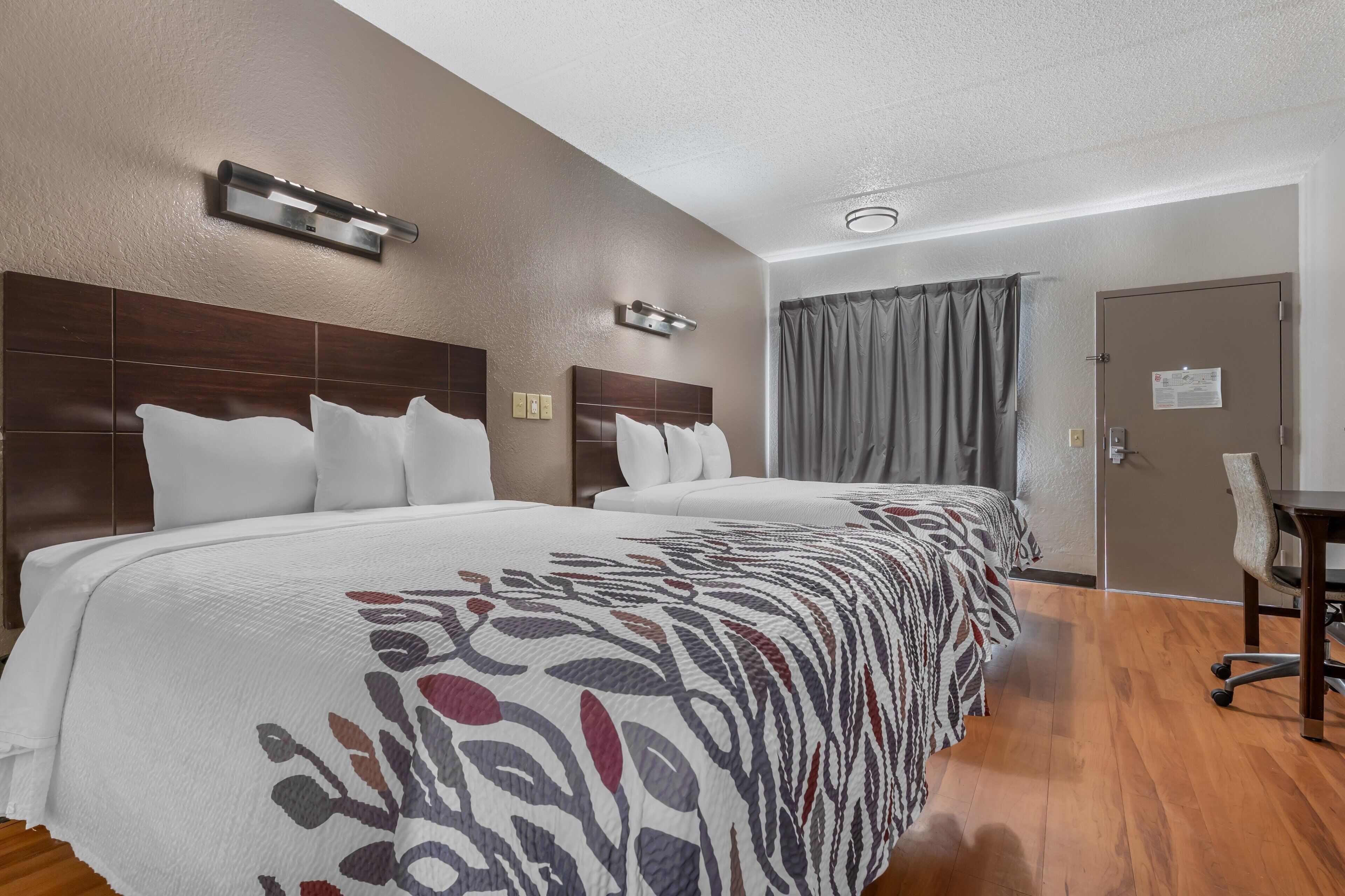 In-room safe, desk, laptop workspace, iron/ironing board