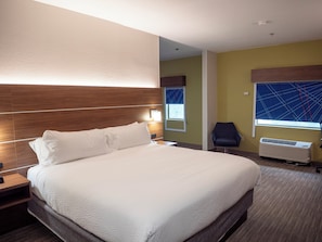 Suite, 1 King Bed with Sofa bed | In-room safe, desk, blackout drapes, iron/ironing board