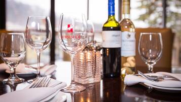 2 restaurants servant le petit déjeuner