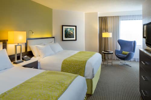Premium bedding, pillowtop beds, in-room safe, desk