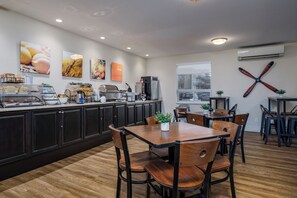 Free daily buffet breakfast