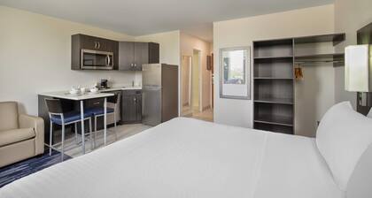 Quality Inn and Suites Winnipeg