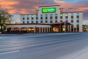 Exterior - Quality Inn and Suites Winnipeg (Winnipeg)
