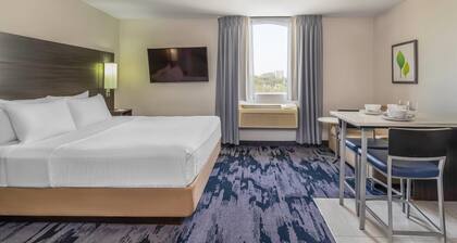 Quality Inn and Suites Winnipeg