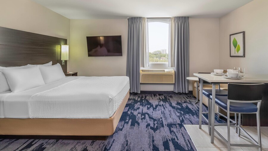 Quality Inn and Suites Winnipeg