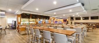 温尼伯凯艺套房酒店