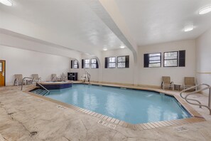 Indoor pool - Best Western Alamo Suites (San Antonio)
