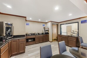 Esmorzar diari continental gratuït