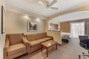Suite, 1 King Bed, Non Smoking, Refrigerator & Microwave (with Sofabed) | Blackout drapes, iron/ironing board, free cribs/infant beds, free WiFi