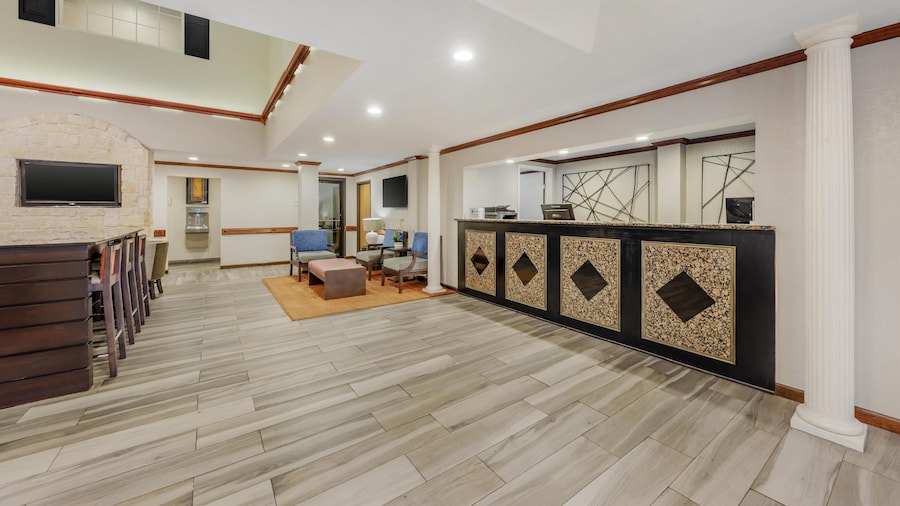Best Western Alamo Suites