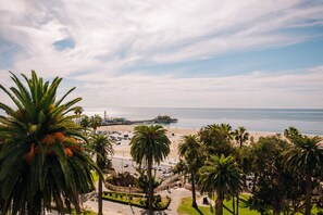 Vue sur la plage ou l’océan