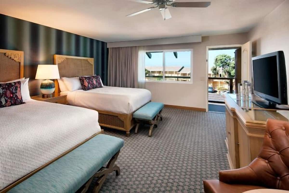 Blackout drapes, iron/ironing board, WiFi, bed sheets