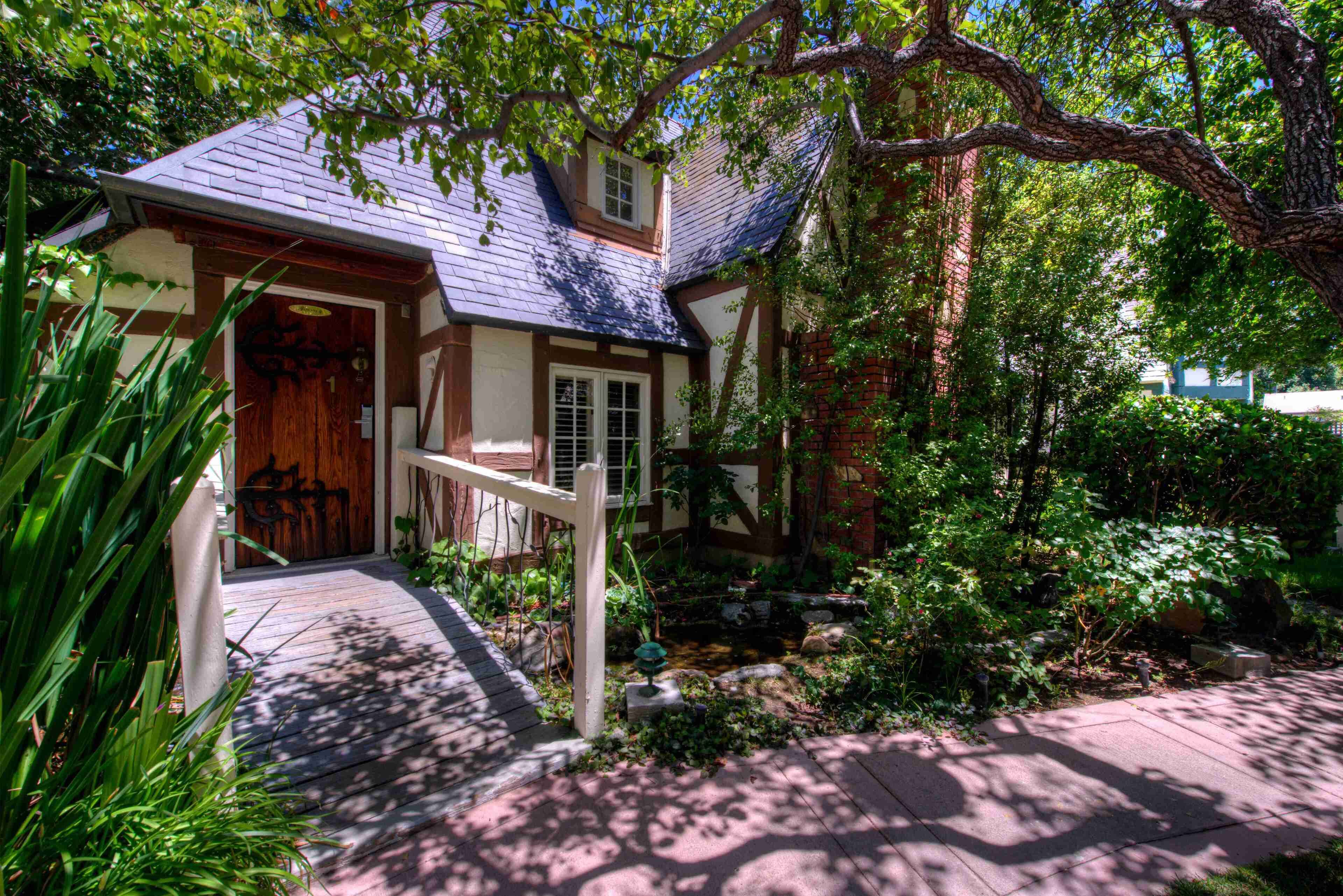 Wine Valley Inn In Solvang Find Hotel Reviews Rooms And Prices On Wine Valley Inn In Solvang Find Hotel Reviews Rooms And Prices On