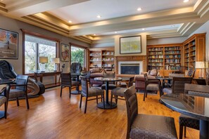 Bar (en el alojamiento)