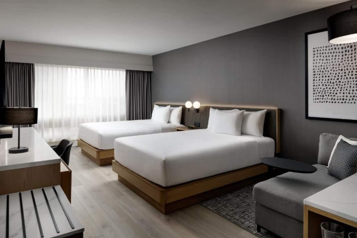 Room, 2 Queen Beds