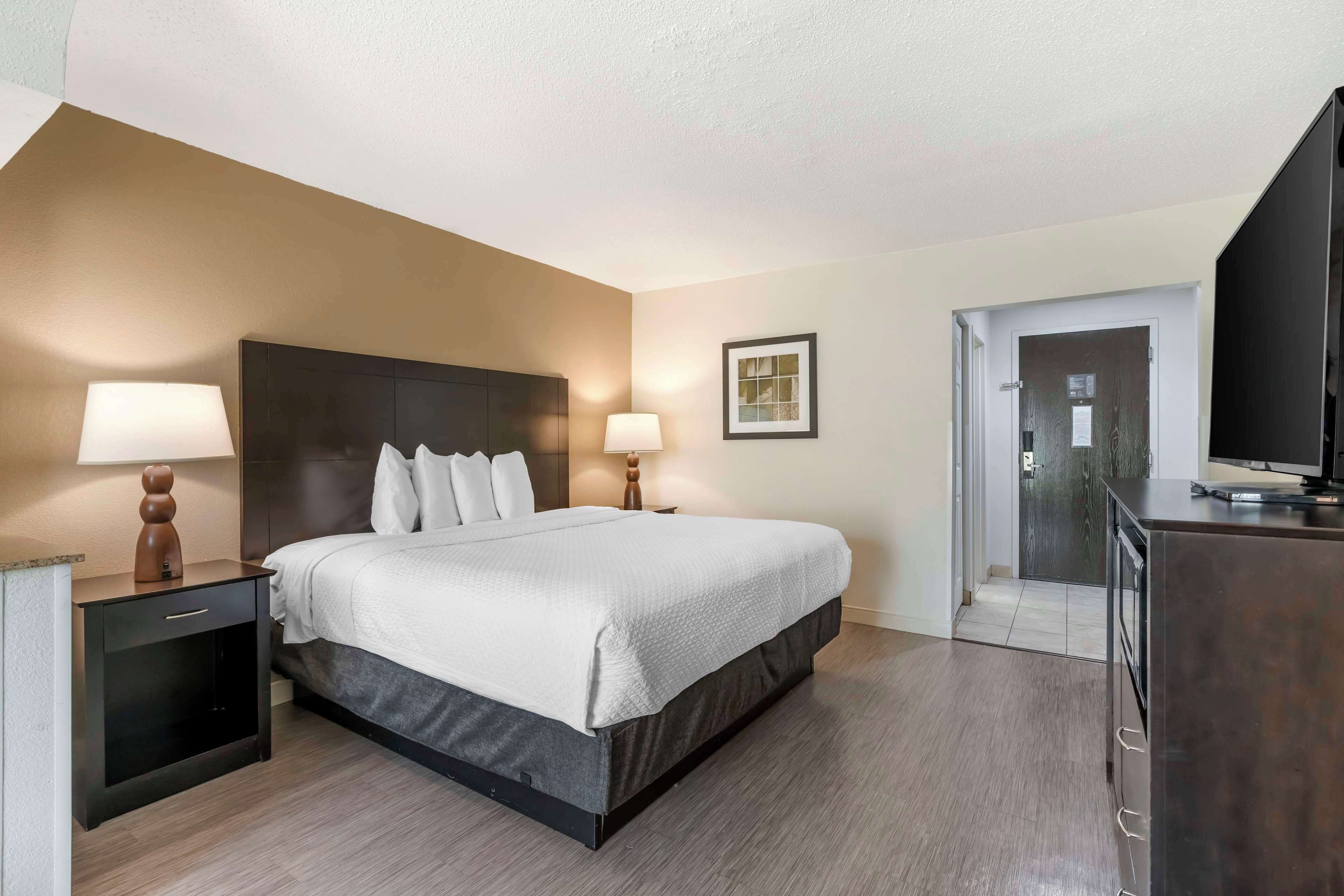 Photo - Best Western Suites Columbus