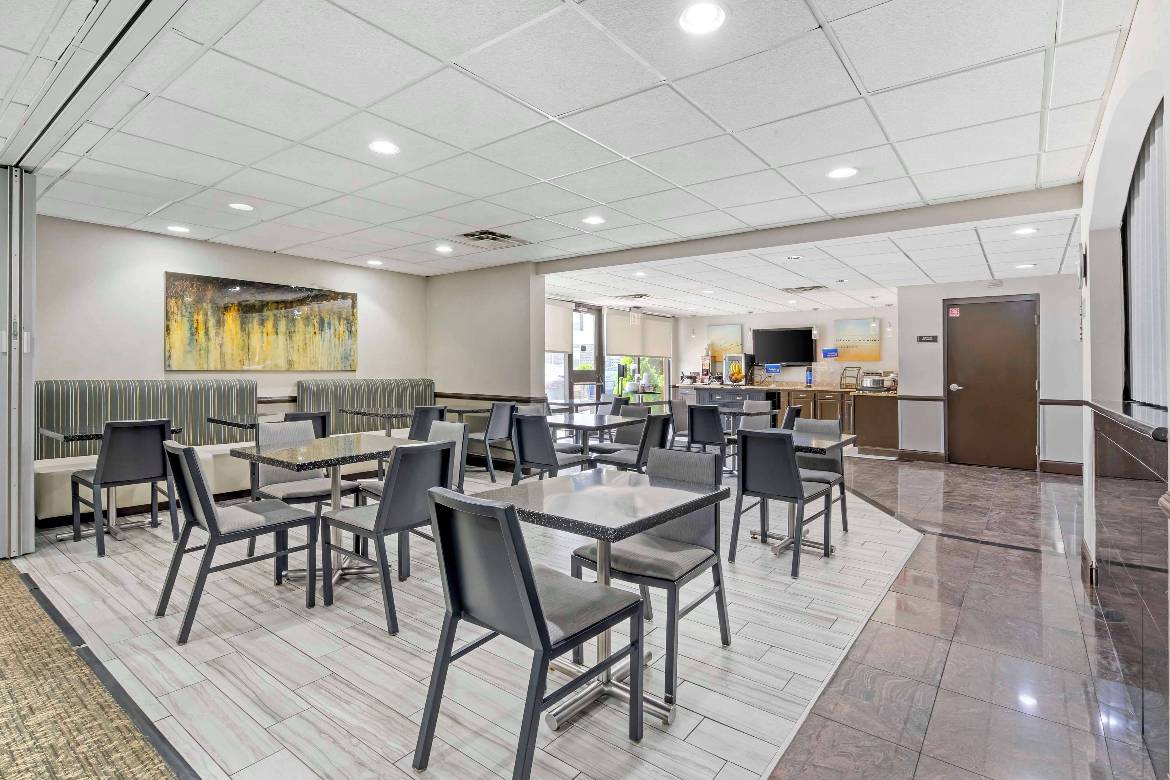 free continental breakfast