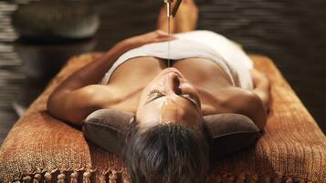 Espace de soins pour les couples, sauna, bain Ă remous, hammam