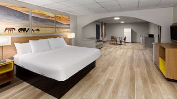 Room, 1 King Bed, Non Smoking (Efficiency) | Desk, iron/ironing board, free WiFi, bed sheets