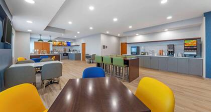 Comfort Inn & Suites Oklahoma City North - Quail Springs