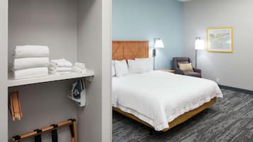 Room, 1 King Bed, Accessible, Non Smoking | Premium bedding, desk, laptop workspace, blackout drapes