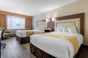 Ropa de cama hipoalergénica, escritorio, cortinas opacas