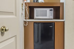 스위트, 킹사이즈침대 1개 및 소파베드, 금연 | 미니 냉장고