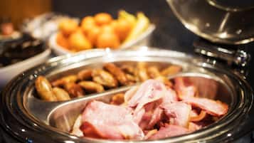 Free daily buffet breakfast