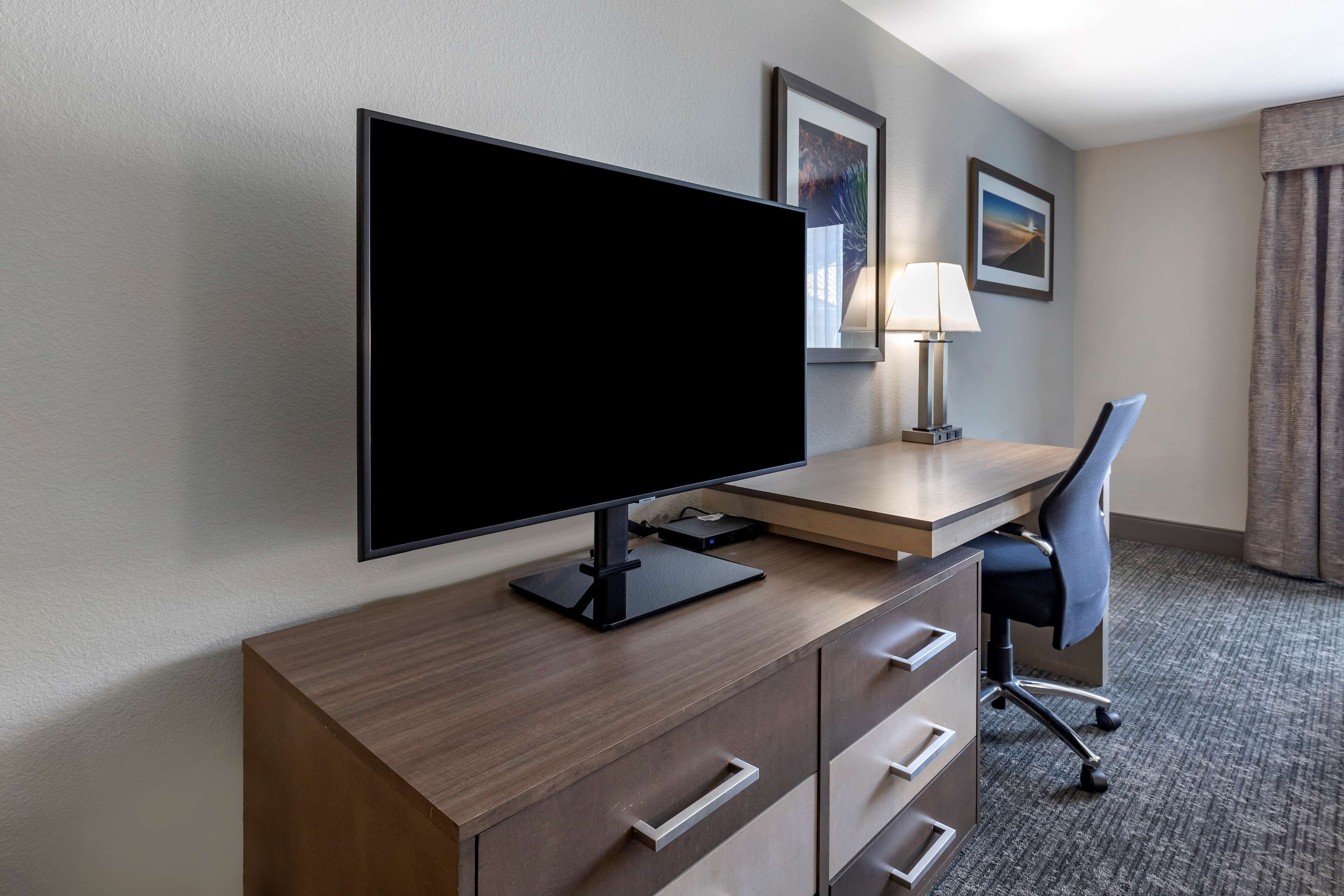 pillow-top beds, in-room safe, desk, laptop workspace