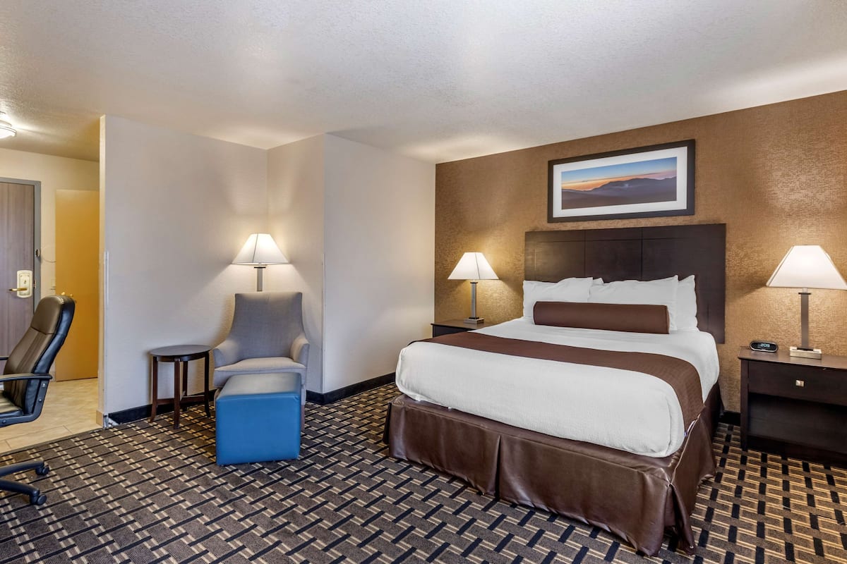 Pillow-top beds, in-room safe, desk, laptop workspace