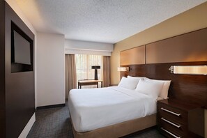 Desk, iron/ironing board, free cribs/infant beds, free WiFi - Residence Inn by Marriott Austin The Domain Area (Austin)