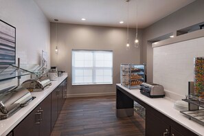 Free daily on-the-go breakfast - Residence Inn by Marriott Austin The Domain Area (Austin)