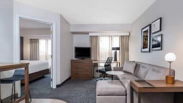 Suite, 1 Bedroom, Non Smoking | Premium bedding, in-room safe, desk, iron/ironing board