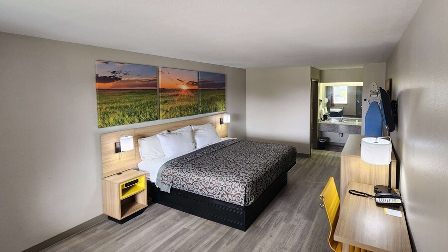 Days Inn by Wyndham San Antonio