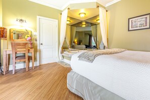 Private spa tub