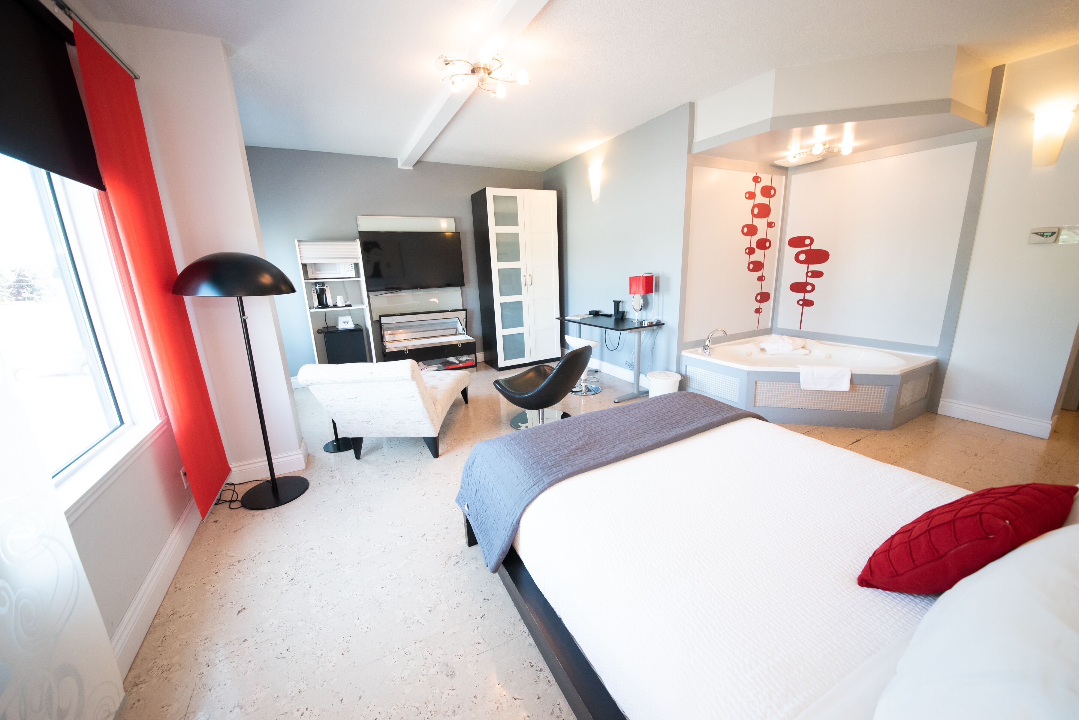 Suite Supérieure, 1 grand lit, non-fumeurs | Literie de qualité supérieure, couette en duvet d'oie, surmatelas