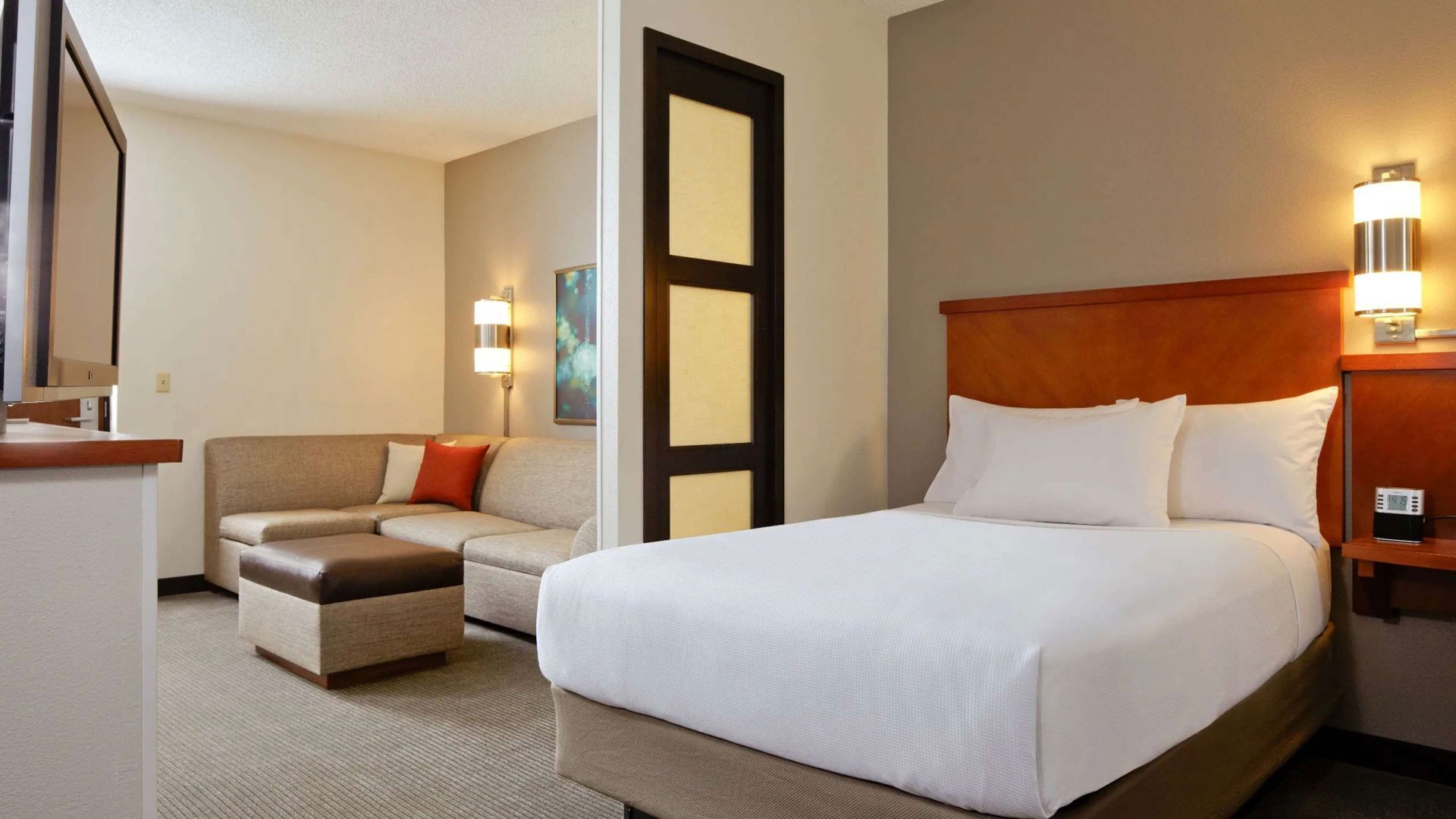 Premium bedding, pillowtop beds, desk, laptop workspace