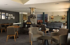 Lounge - Isles Of Glencoe Hotel (Ballachulish)